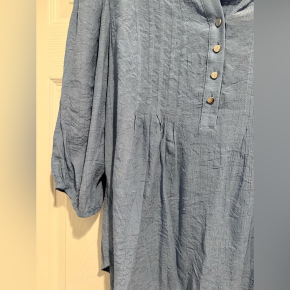 Cocomo Women's Light Blue Blouse size 1x Pre-owned - Picture 2 of 6